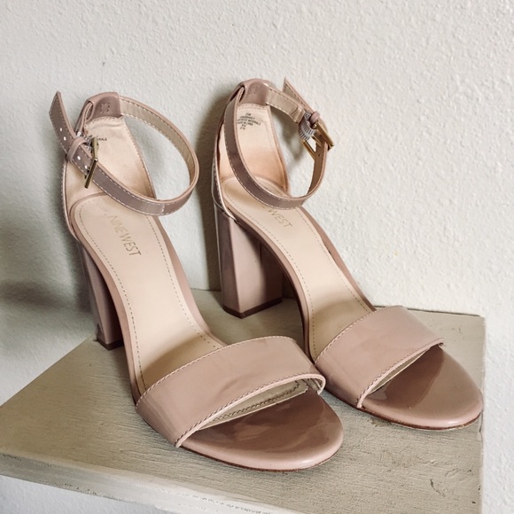 Nine West Nude Heel / Open Toe / Block Heel - Picture 2 of 4